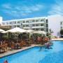 Cyprus - bazén hotela Louis Ledra Beach nahlad